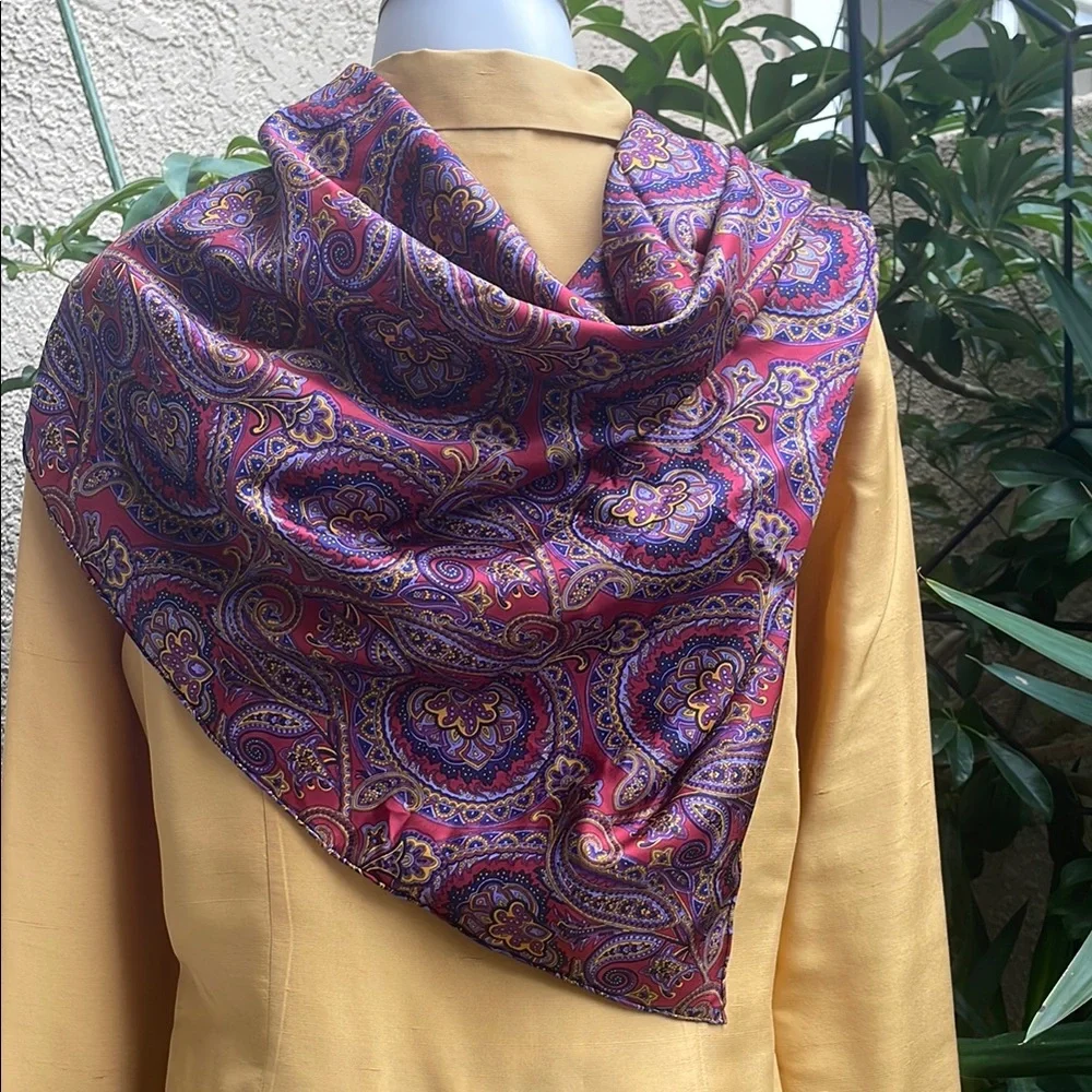 Paisley Patterned Wyoming Traders Large Silk Scarf - Red and Purple - Picture 6 of 6